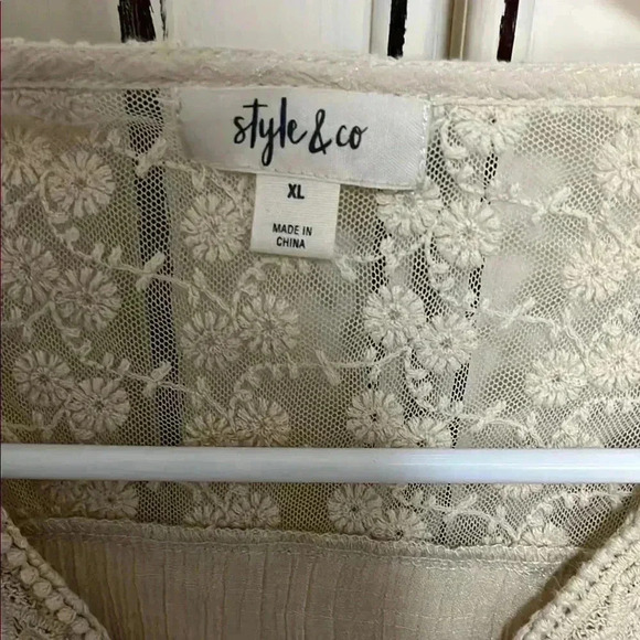 Style & co Beige Lace Detail Women's Top - Picture 2 of 5